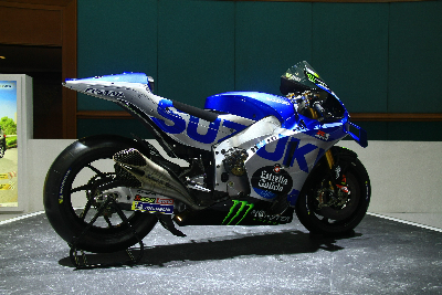 Suzuki GSX-RR di pameran Gaikindo Jakarta Auto Week (JAW) 2022 .